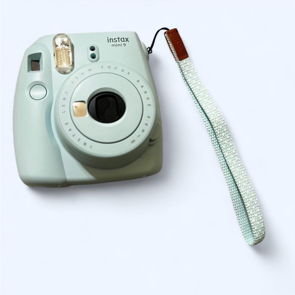 Instax Mini 9 in Cool Mint with Strap